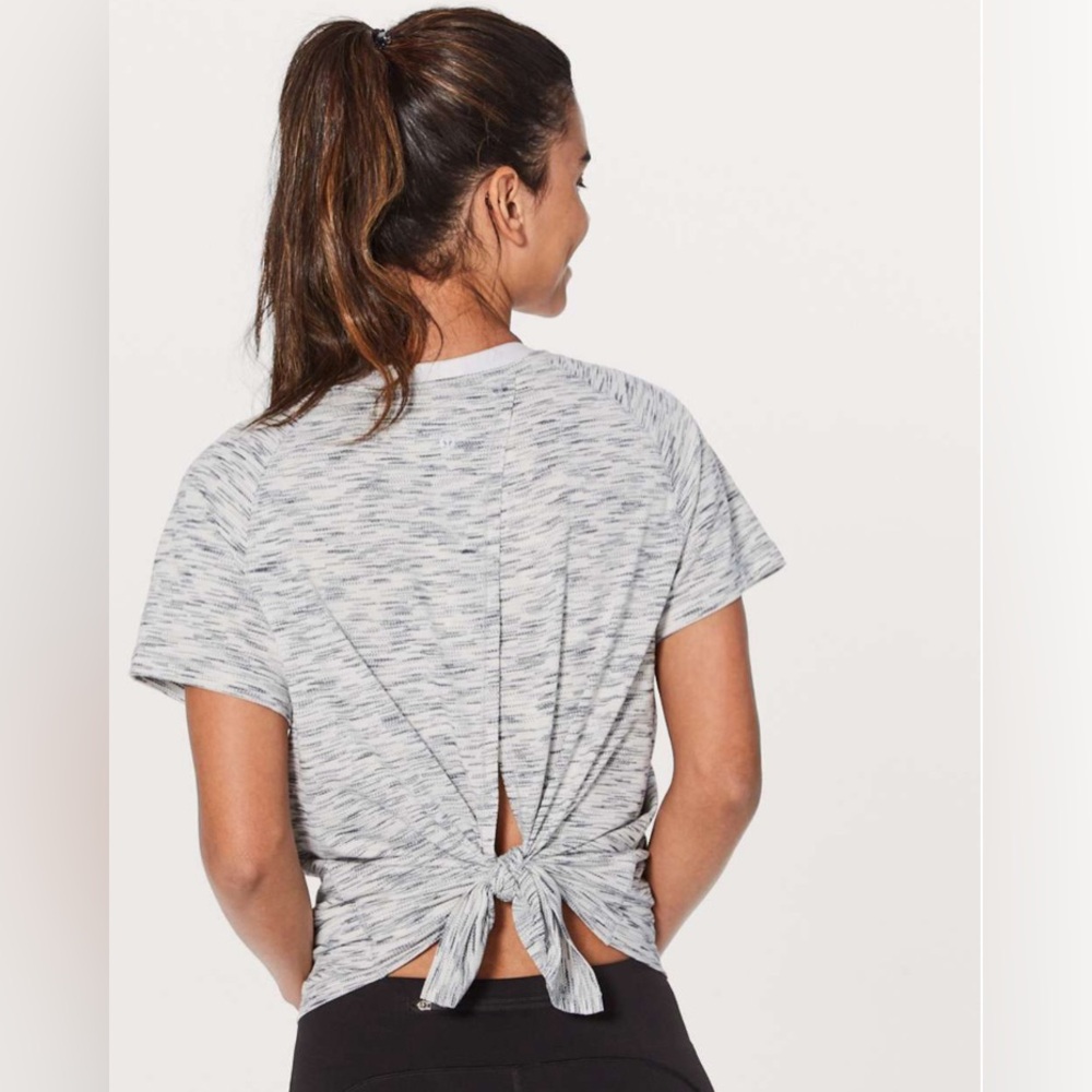 Lululemon back in action short sleeve tiger space dye black white heathered luon